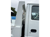 車両右側キャビン・鳥居: