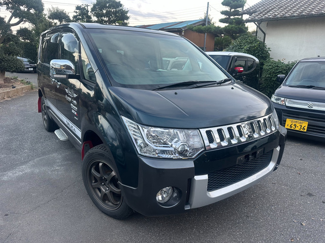 デリカD:52.4 G ナビパッケージ 4WD