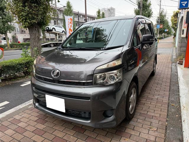 ヴォクシー2.0 X Lエディション