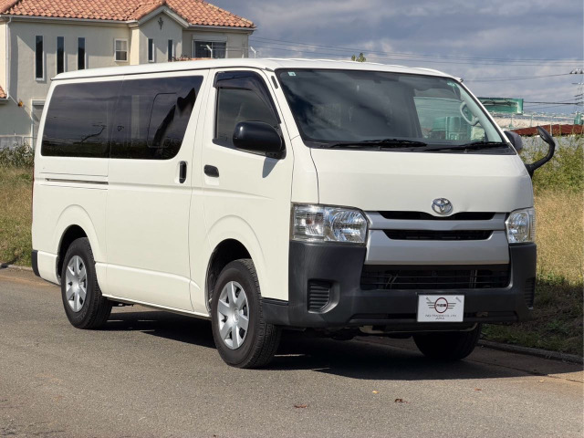 ハイエースバン3.0 DX ロング ディーゼル 4WDAT ナビ ETC 1年車検付