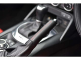 【何でもご相談下さい】当社スタッフは全員自動車業界20年以上勤務のプロです。安心してどの様な事でもご相談ください。必ずどの様な事でも、お客様に一番良い解決策をご提案致します♪