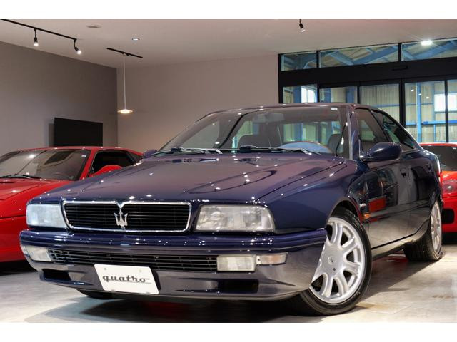 クアトロポルテエボルツィオーネ V8アラゴスタ車高調 左ハンドル 6MT