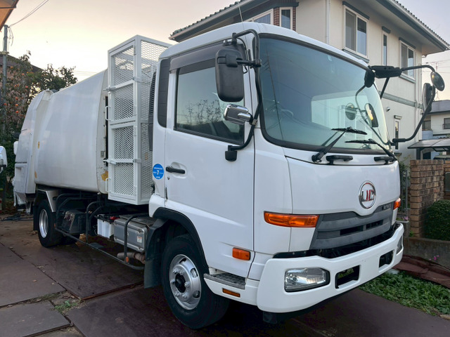 コンドル塵芥車パッカー車プレス式モリタ製8.1立米