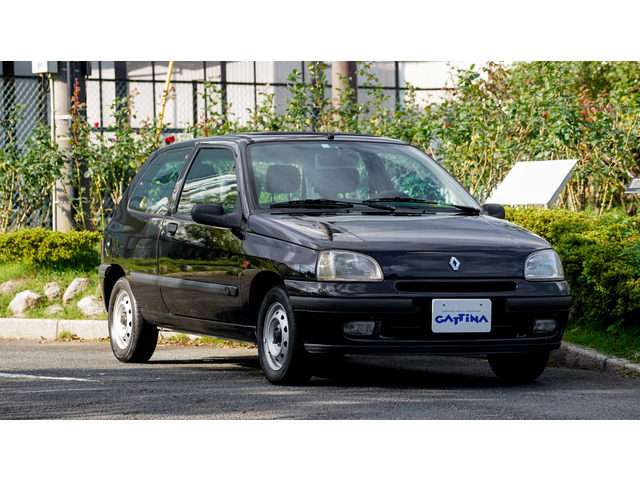 ルーテシアRN 1.4良き時代の小型フランス車