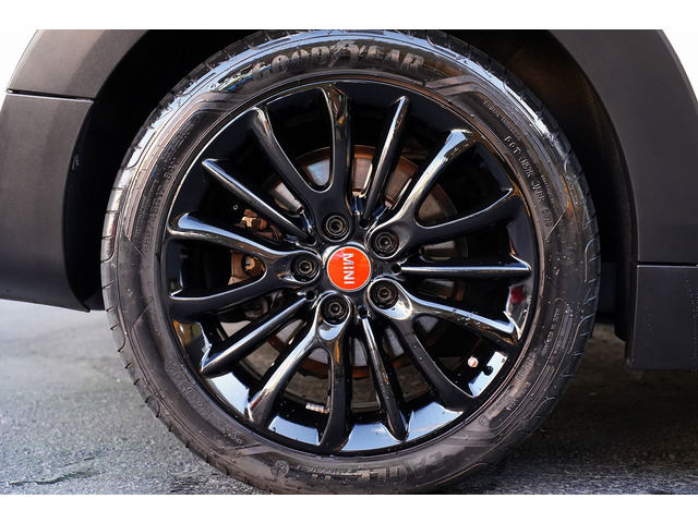 BMW MINI ミニクラブマン