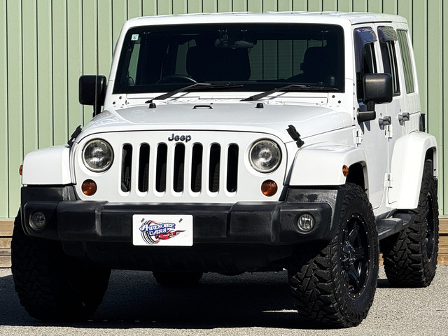 ラングラーアンリミテッド サハラ 4WD禁煙車/LEXXEL OUTLAW