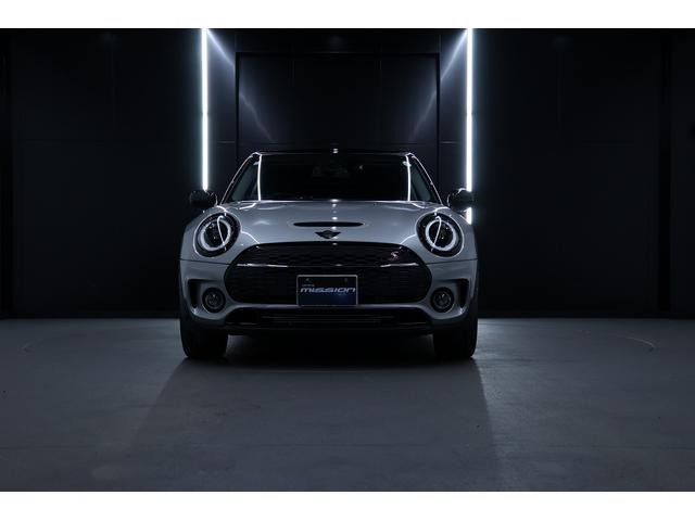 ミニクラブマンクーパー S オール4 プレミアムプラスパッケージ 4WDターボMTモード付8AT オートエアコン