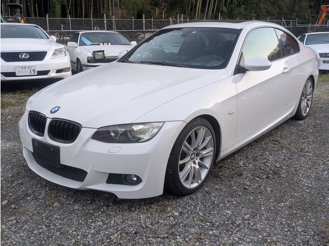 3シリーズクーペ320i Mスポーツ パッケージ左ハンドル 6MT サンルーフ ナビ