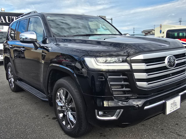 ランドクルーザー3003.3 ZX ディーゼル 4WDリアエンターテイメント クールBOX