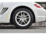 【何でもご相談下さい】当社スタッフは全員自動車業界20年以上勤務のプロです。安心してどの様な事でもご相談ください。必ずどの様な事でも、お客様に一番良い解決策をご提案致します♪