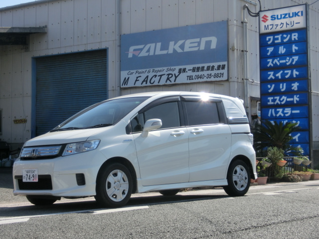 フリードスパイクハイブリッド1.5 ジャストセレクションナビ TV Bカメラ パワスラ