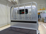 荷台内寸:356&times;161&times;38 三方開 左右かるがるゲート アオリ三方上部プロテクター付 リアアオリチェーン2個 荷台用幌シート