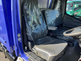 車内シートカバー装着車!