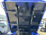 荷台裏面から見ても程度良いこと窺えます♪