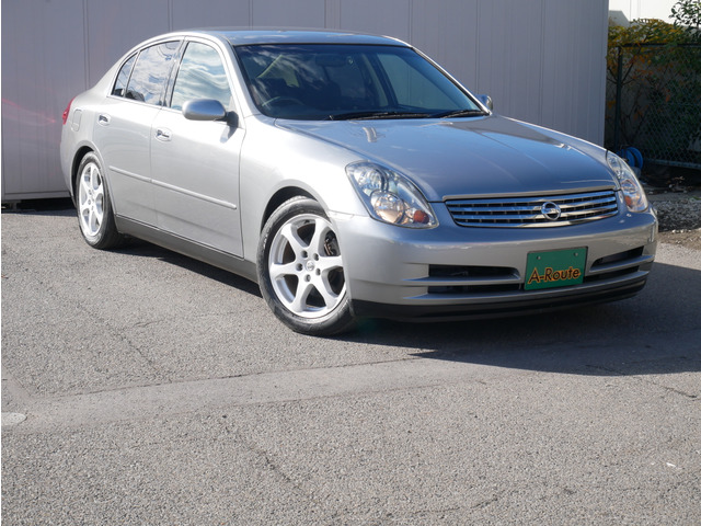 スカイライン3.5 350GT6速 外マフラー ナビ