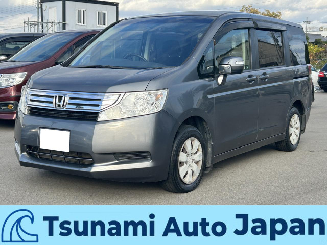 ステップワゴン2.0 Lフリップダウン/フルセグ/バックカメラ