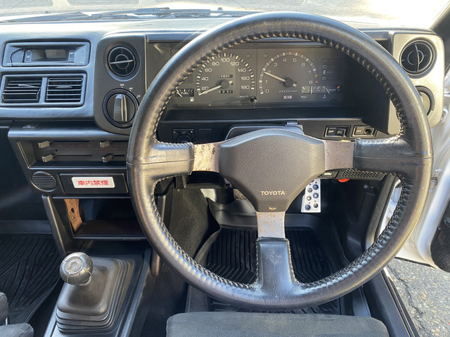 トヨタ カローラレビン 1.6 GTアペックス 後期 AC/PW 付き の中古車