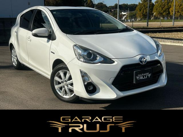 アクア 1.5 G ワンオーナー 純正ナビ Bカメラ（DAA-NHP10）