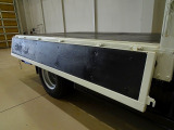 荷台内寸:285&times;180&times;38 三方開 床鉄板張り リアアオリチェーン2個 タダノ4段 2.6t吊りクレーン付