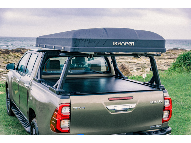 トヨタ ハイラックス 2.4 Z ディーゼル 4WD ルーフトップテント