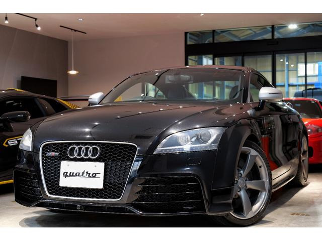 TT RSクーペベースグレード 6MT