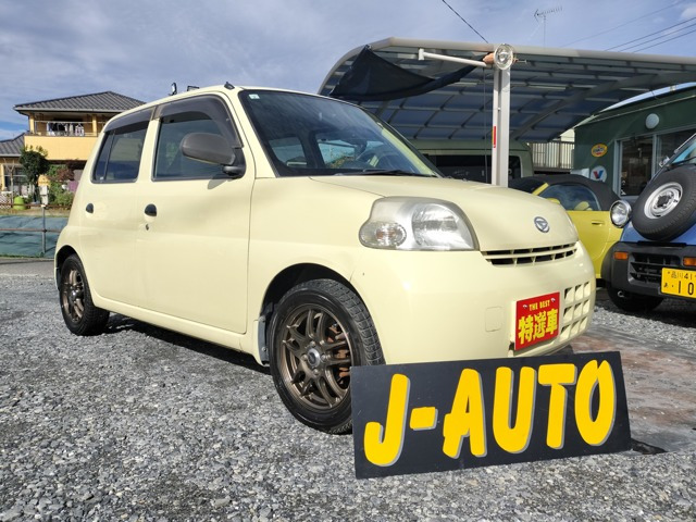 エッセDナビ&ワンセグテレビ バックカメラ 禁煙