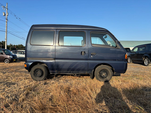 スズキ エブリイ ジョイポップ ターボ 4WD 5速マニュアル/MT の中古車