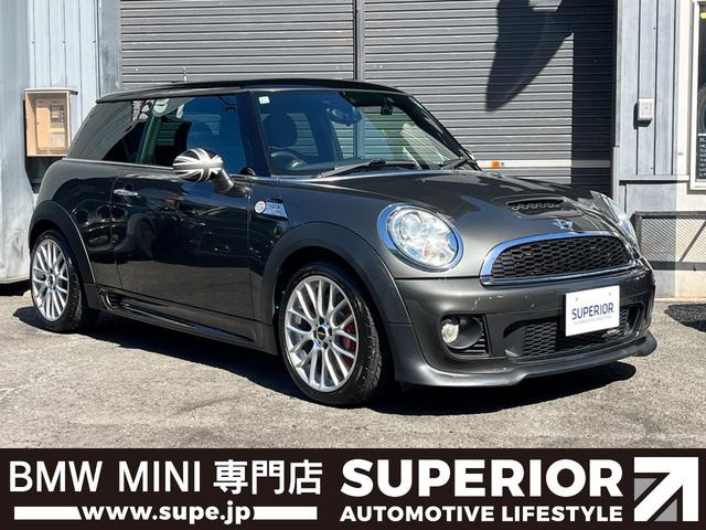 ミニジョン・クーパー・ワークス6速MT JCW17AW スポーツボタン