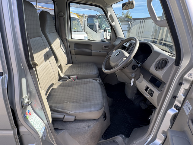 [re]・車検令和9年5月・スズキ　エブリィPA・乗って帰れます。 スズキ・エブリイ／エブリイワゴンが一部仕様を変更してCVT車を新たに