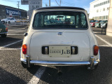 ドレスアップパーツ取り付けもおまかせ下さい!お好みのミニに仕上がりますよ。