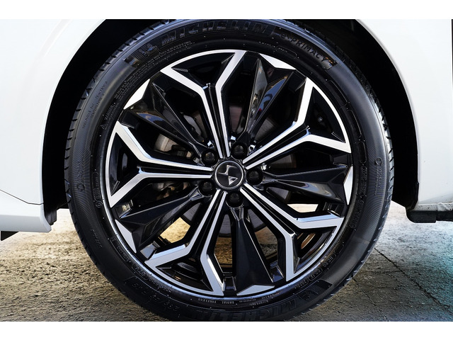 DSオートモビル DS4