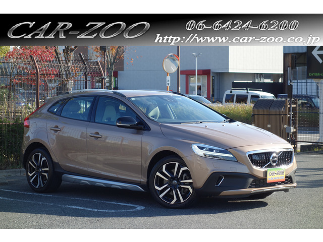 V40クロスカントリーT5 AWD サマム 4WDスタイリングKIT 2トーンレザー