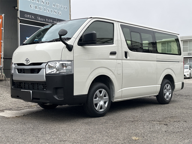 ハイエースバン 2WD ガソリン AT（3BF-TRH200V）