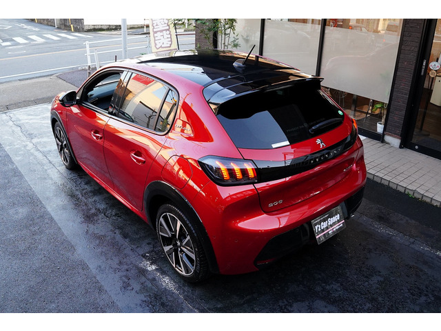 プジョー 208