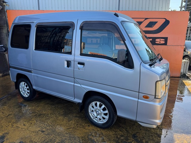 サンバーディアス 4WDMT5速 集中ドアロック!Wエアバッグ