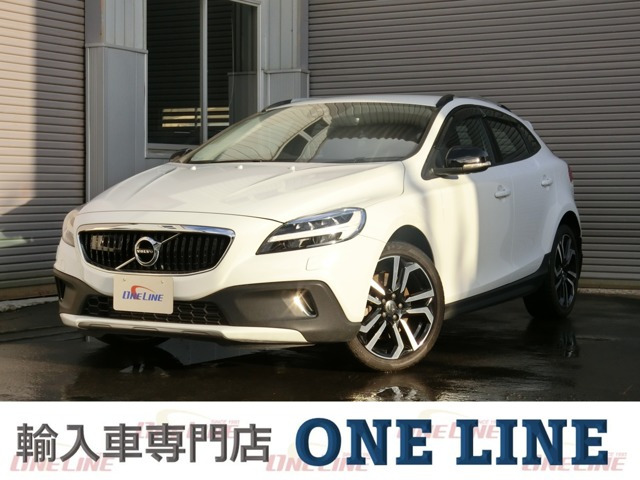 V40クロスカントリーT5 AWD モメンタム 4WD後期型 ワンオーナー車 パワーバックドア