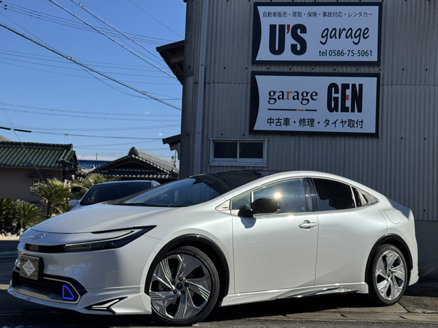 プリウス 2.0 プラグインハイブリッド Z パノラマルーフ モデリスタフルエアロ（6LA-MXWH61）