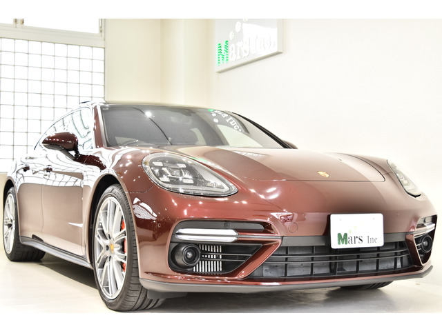 パナメーラスポーツツーリスモターボ PDK 4WD正規D車 OP340 リアエンタメ 右H