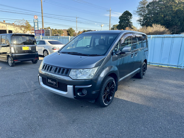 誰でも車がローンで買えます。R9AUTOの自社ローンは他社でローンが通らなかった方でもOK!自社審査で即日回答!金利0%!分割手数料なし!保証人不要!最長84回まで分割OK!