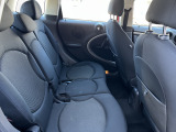 こちらの車輌の所在地は千葉県野田市となりますので現車確認にはご予約をいただいております。在庫状況により移動する場合がございます。ご来店前に必ずお電話にてお問い合わせください。
