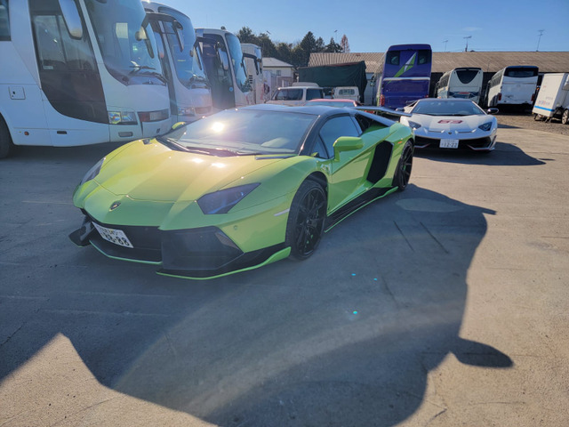 アヴェンタドールロードスターパワークラフトマフラー有