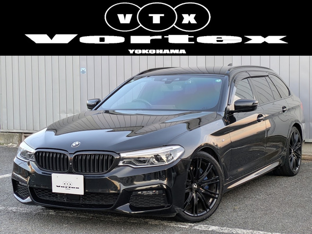 5シリーズツーリング 530i ブラックアウト
