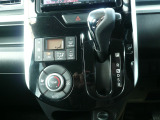足元すっきりインパネCVT☆座席の行ったり来たりも楽々です!
