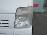 ヘッドライトは黄ばみ老化の少ない綺麗なヘッドライトです。