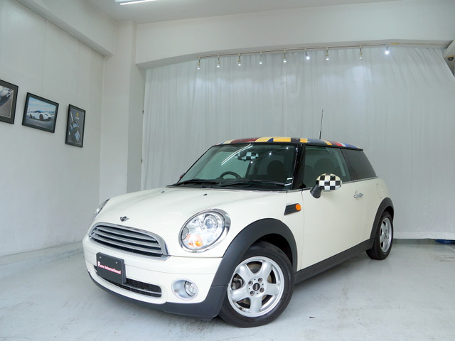 ミニクーパー★正規D車★6MT★ナビ★BカメラETC