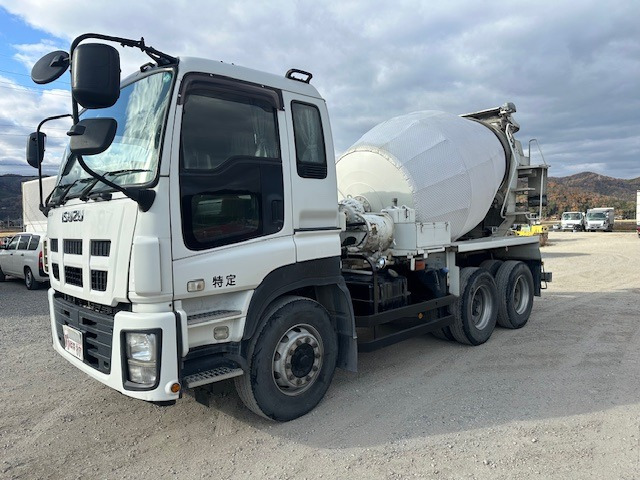 ギガ ミキサー車 新明和K-441 ドラム容量8.7立米