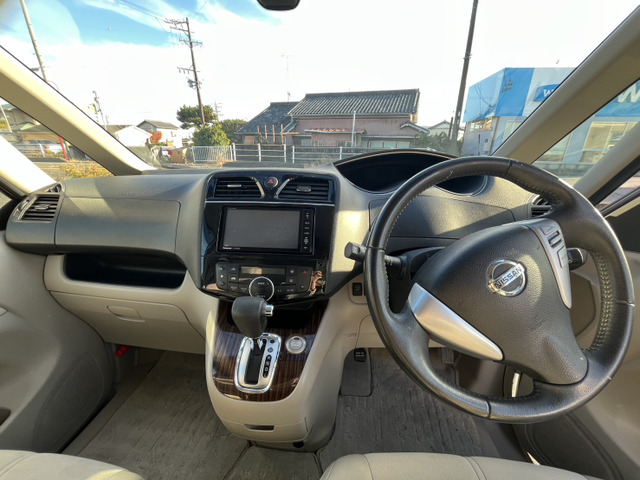 日産 セレナ 2.0 20G S-HYBRID 両側パワースライドドア後席モニター の