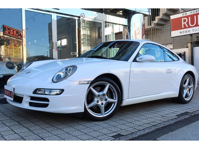 911カレラ ティプトロニックSサンルーフ 左H 黒革シートH 18in