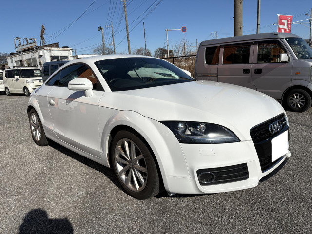 TTクーペ2.0 TFSIパドルシフト 可動スポイラー