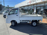 お車の事なら何でもご相談ください。私たちがしっかりサポートさせて頂きます。下取り、処分するお車、不動車がございましたらご相談ください。他店に負けないように頑張てます!!